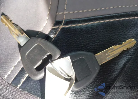 1998 Honda Odyssey Ex/Lx z USA, uszkodzony, nr VIN JHMRA3869WC008408